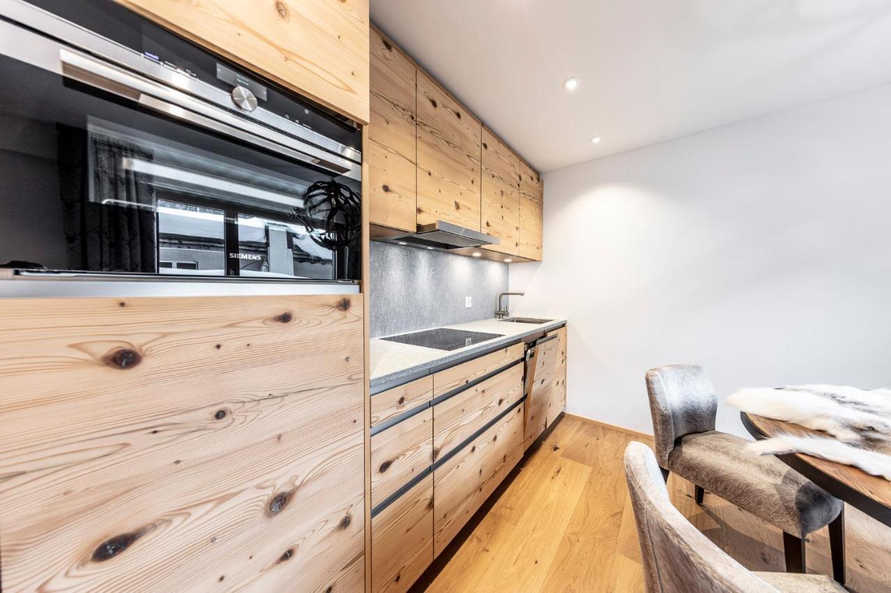 Unique Alpic Style Apartment In The Heart Of 다보스 외부 사진